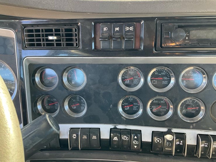 kenworth-t800-image-111