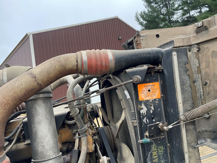 peterbilt-357-image-51