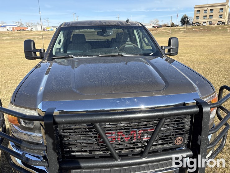 2015-gmc-sierra-2500-image-12