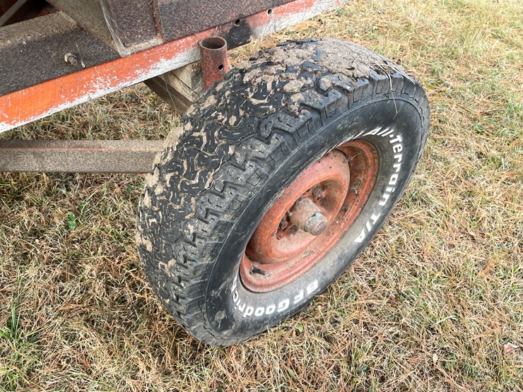 #206-•-kory-gravity-box-on-running-gear-(boyceville,-wi)-image-20