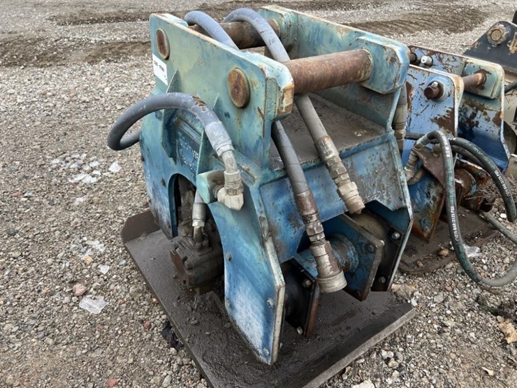 29"-plate-compactor-image-4