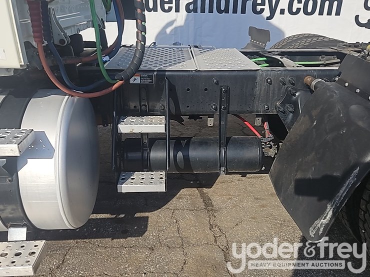 2018-freightliner-cascadia-image-24