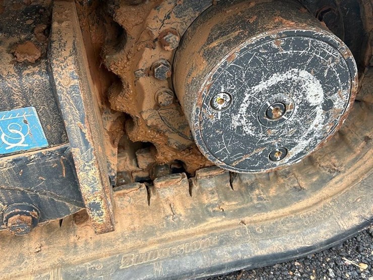 2029-deere-60g-image-15