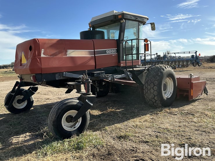 hesston-9260-image-5