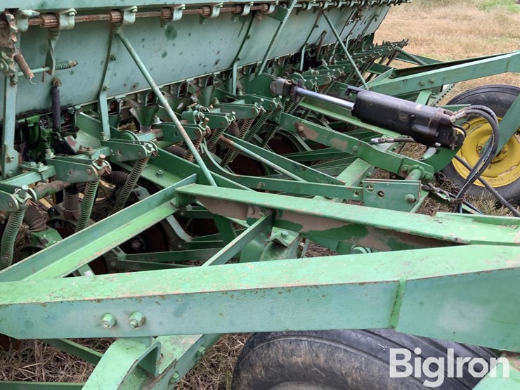 john-deere-lla-image-15