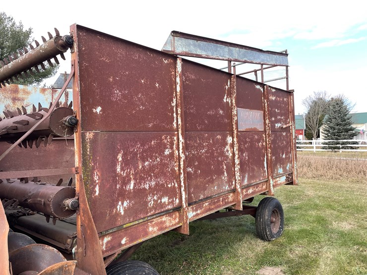 #200-•-forage-king-14"-chopper-box-(boyceville,-wi)-image-18