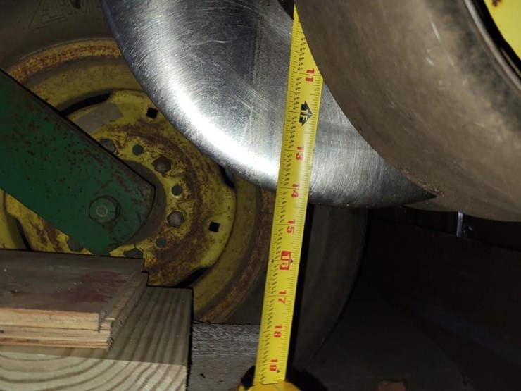 john-deere-7000-image-32