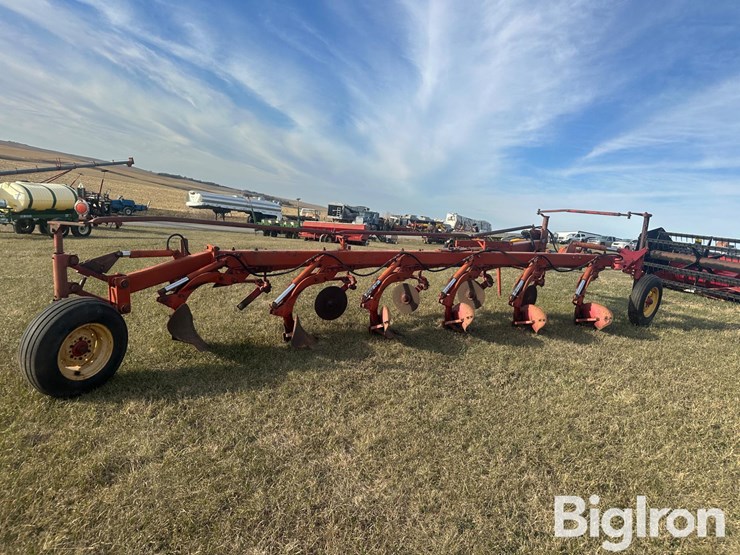 massey-ferguson-880-image-5