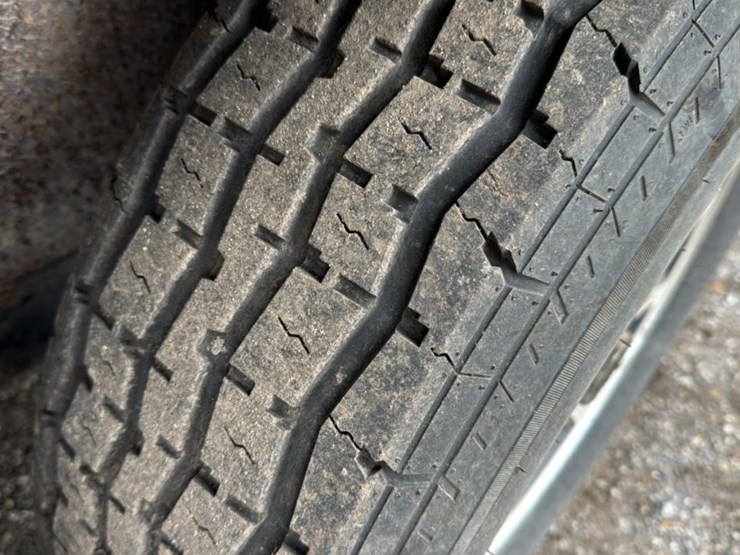 #2207-•-double-axle-tongue-trailer*-image-17