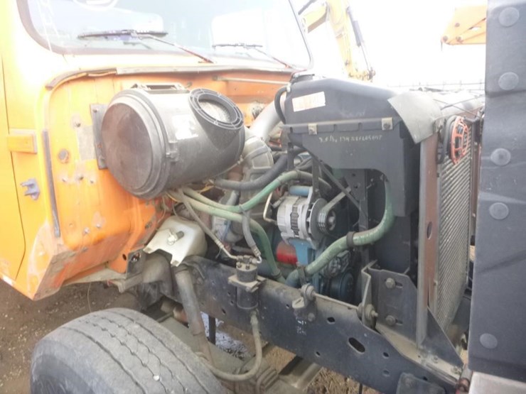 international-4700-image-15