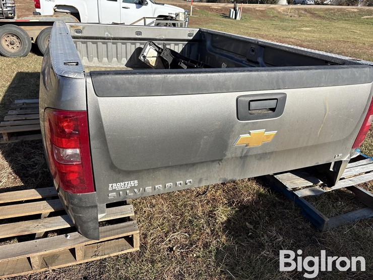 chevrolet-8'-pickup-box-image-17