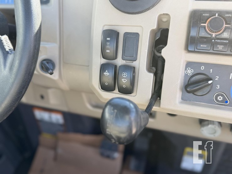 john-deere-gator-xuv-835r-image-15