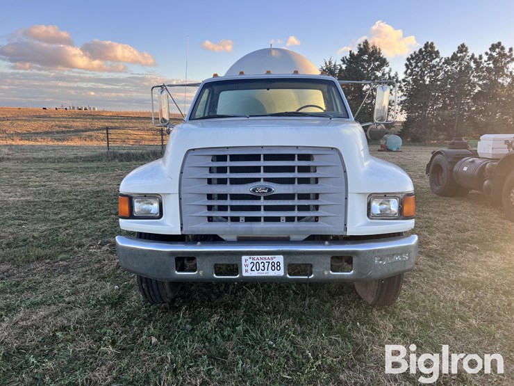 1998-ford-f700-image-2