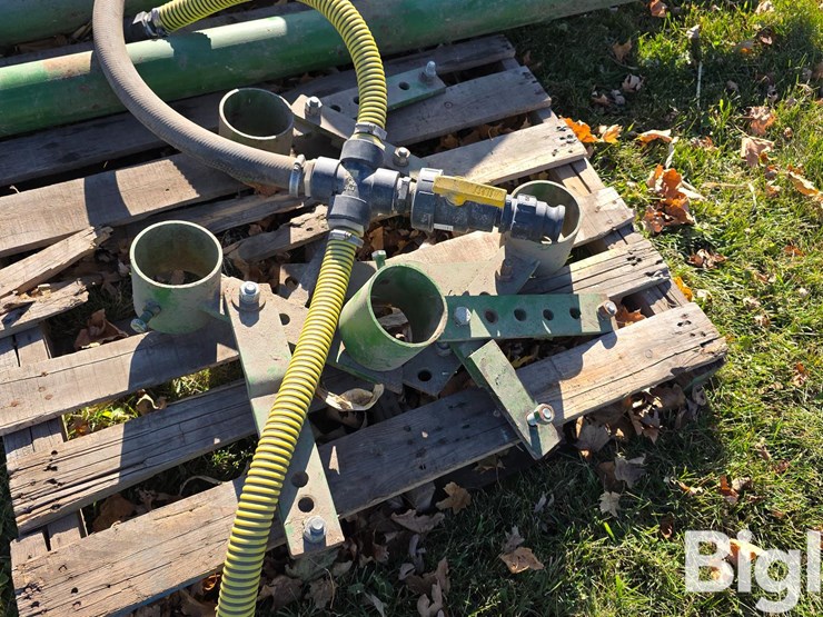 john-deere-200-image-17