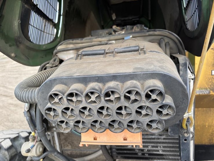 john-deere-7130-image-47