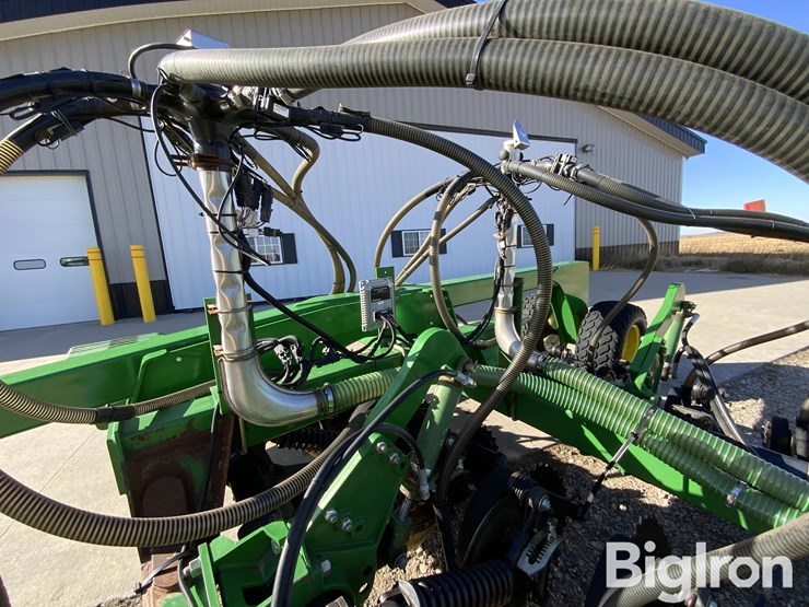 john-deere-1860-image-19