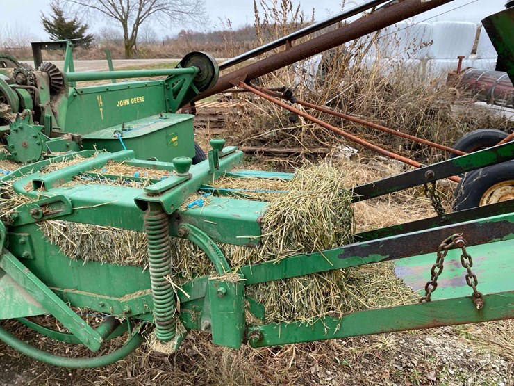 john-deere-14t-image-12