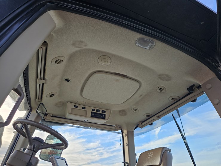 john-deere-7230r-image-12