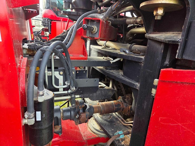 case-ih-620-image-35