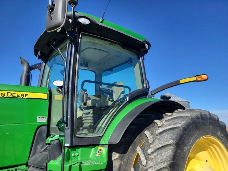 john-deere-8335r-image-21