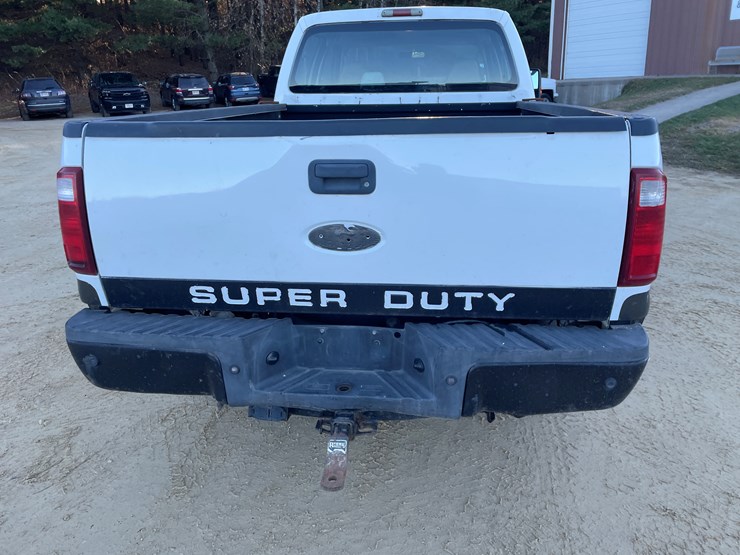 ford-f250-xl-image-17