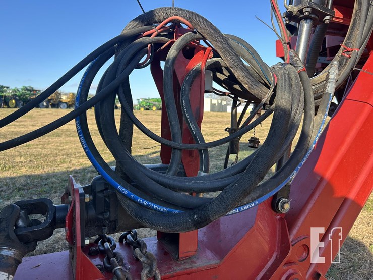 2013-case-ih-1265-image-37