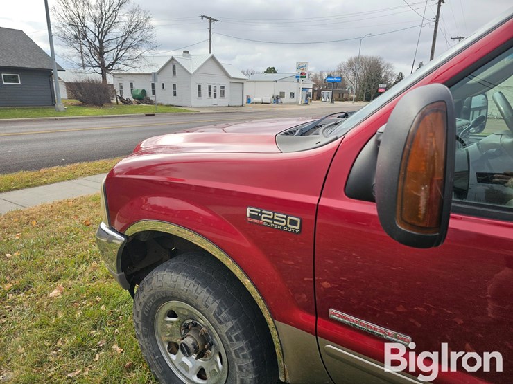 ford-f250-lariat-image-11