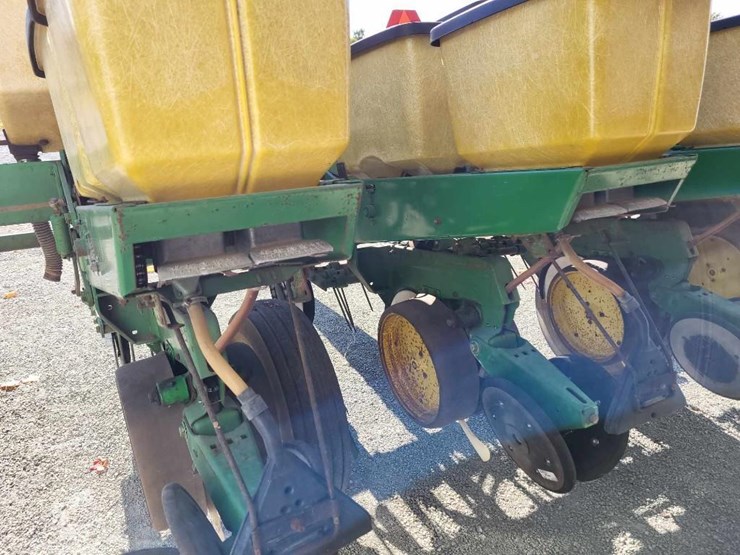 john-deere-7000-image-22