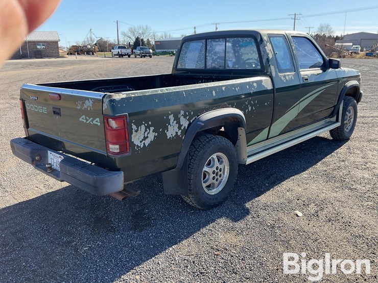 1996-dodge-dakota-sport-image-5