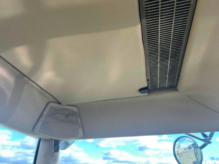 john-deere-4960-image-75