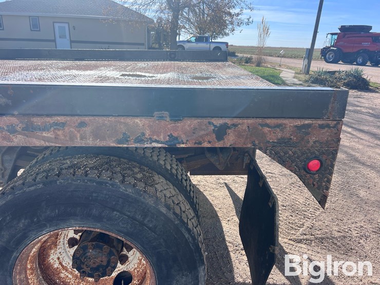 international-s1900-image-9