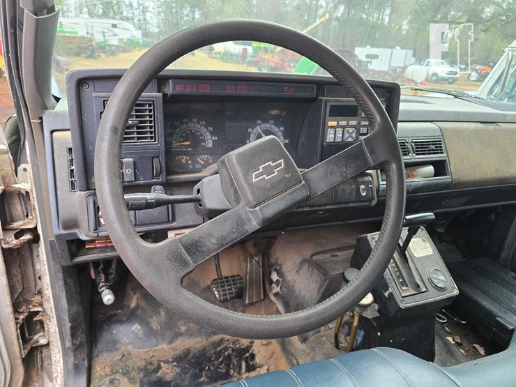 1993-chevrolet-c70-image-22