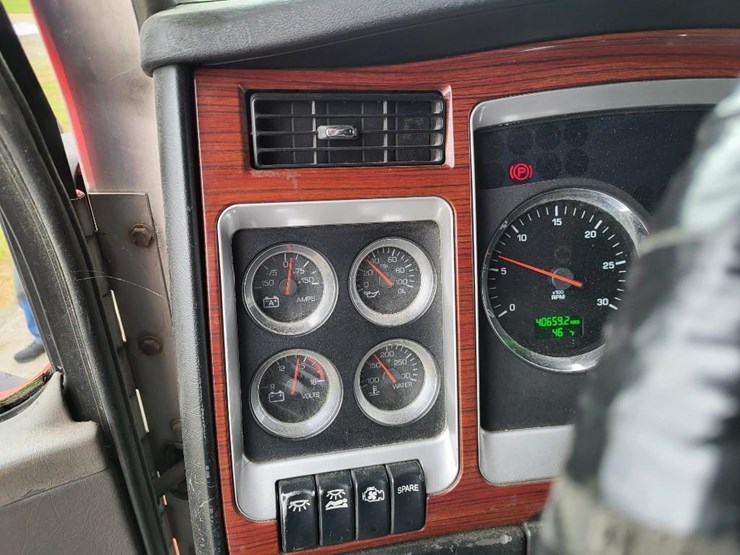 kenworth-t600-image-57