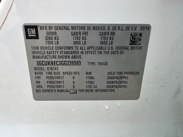 2016-chevrolet-2500-image-32