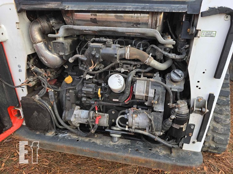 bobcat-t870-image-13