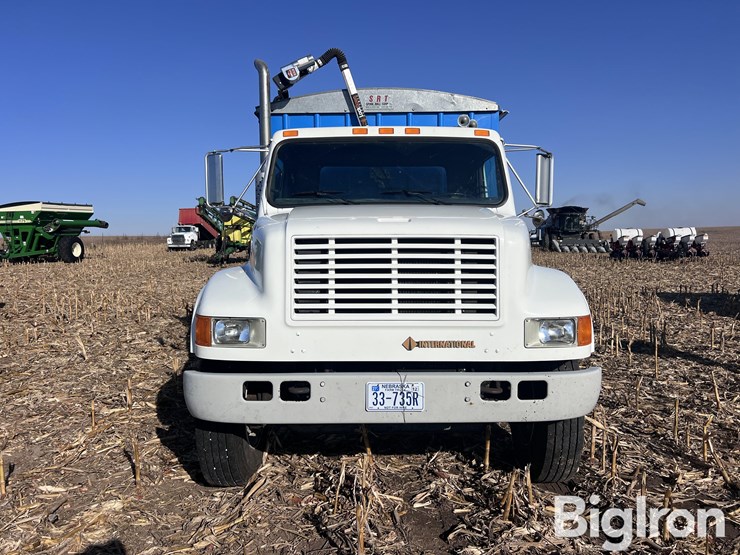 international-4900-image-2