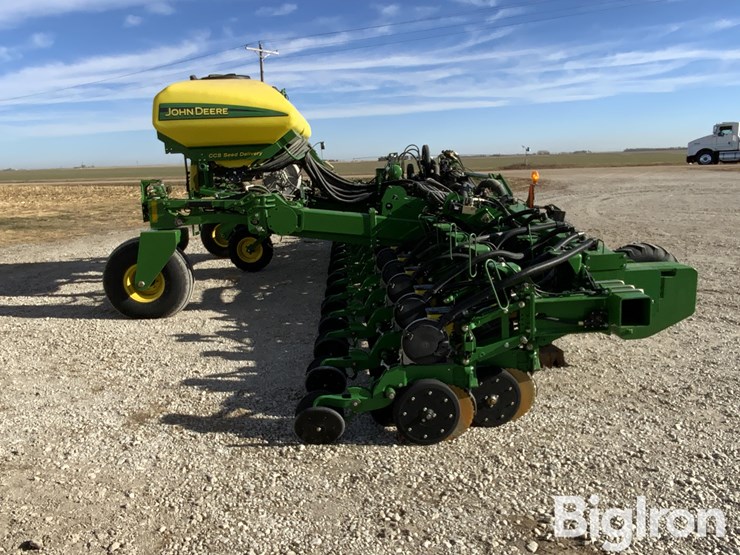 john-deere-1720-ccs-image-4