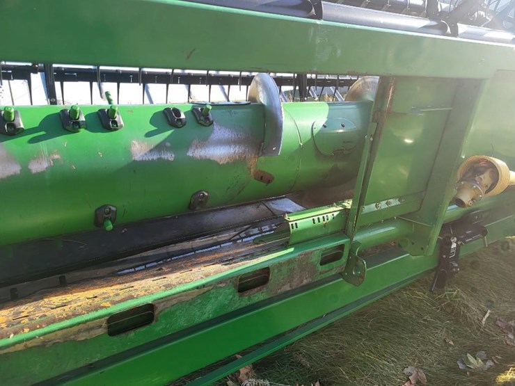 john-deere-630f-image-34