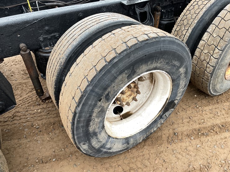 #1145-•-1998-ford-cab-and-chassis-(has-mn-title)-image-14