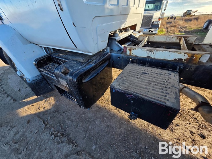 1982-caterpillar-3208-image-13