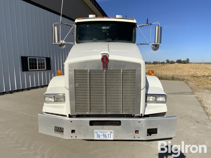2005-kenworth-t800b-image-2
