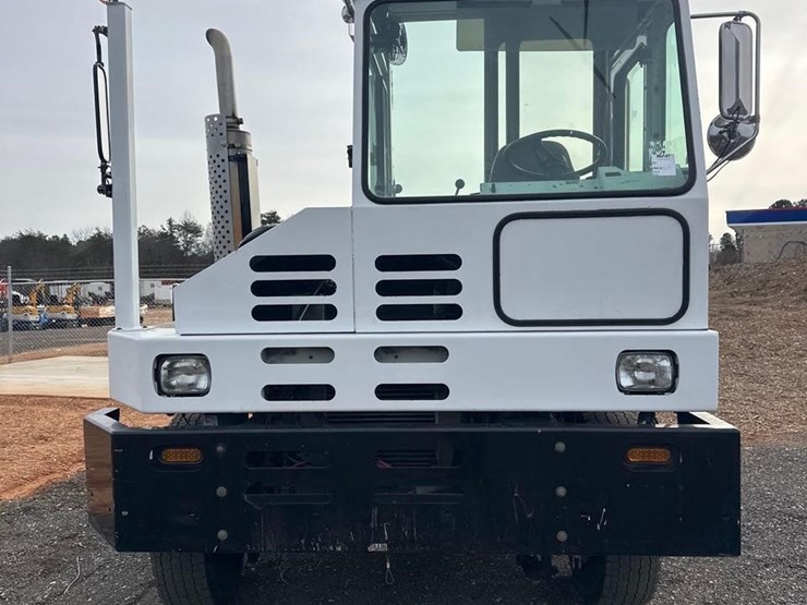 2011-capacity-tj5000-image-3