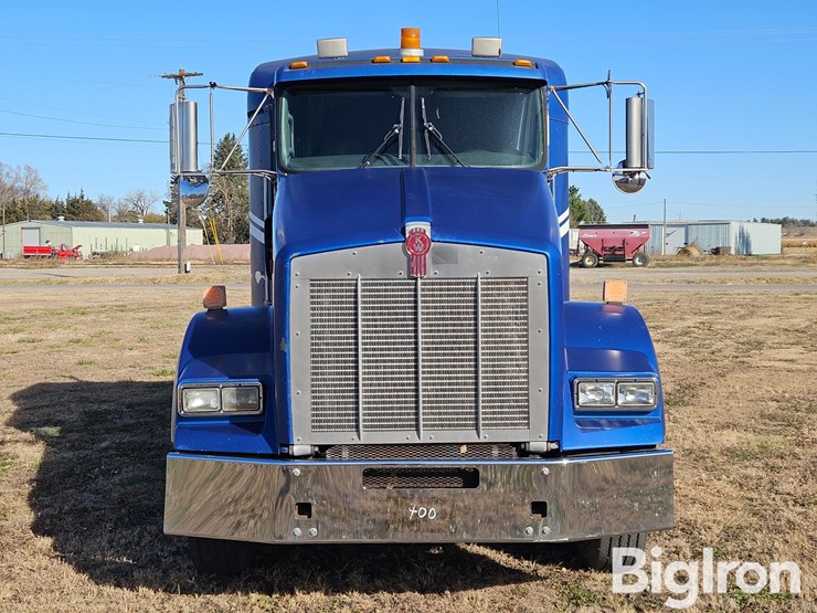 2007-kenworth-t800-image-2