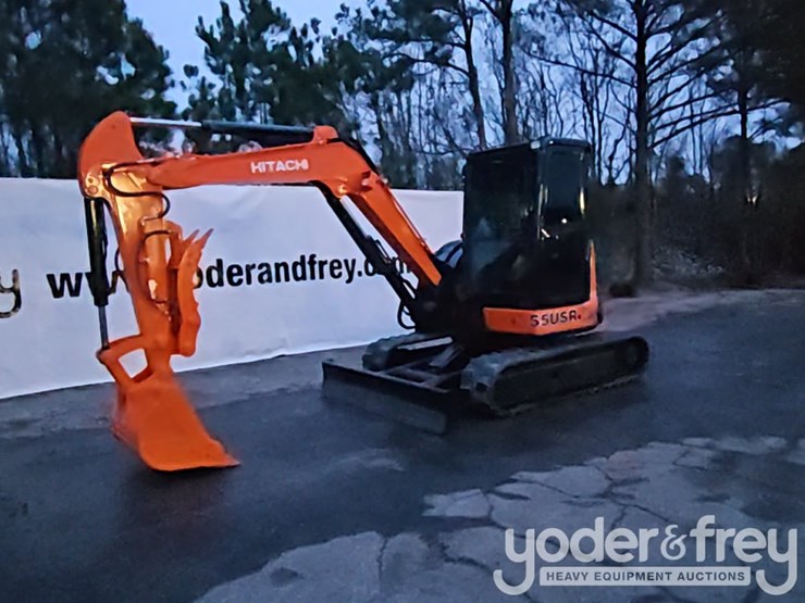 2016-hitachi-zx55u-5a-image-1