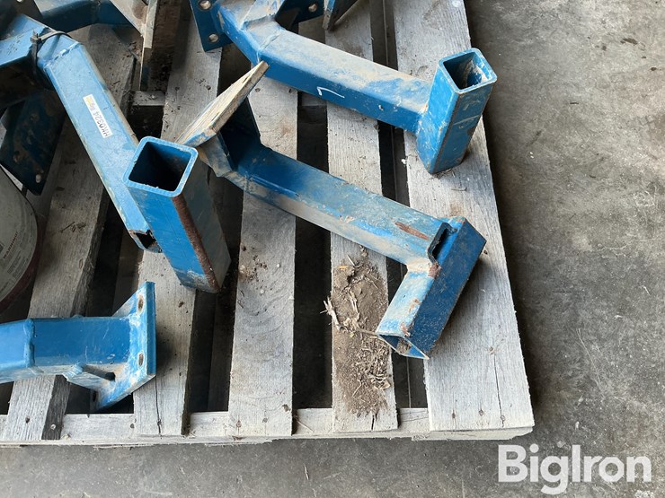 kinze-row-unit-mounts-image-12