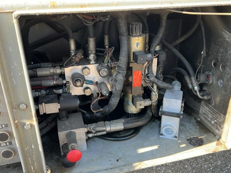 skyjack-sj8850rt-image-15