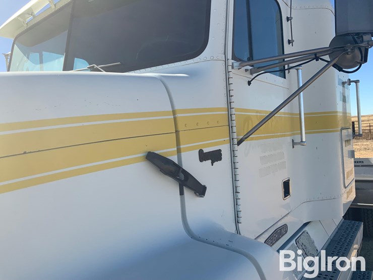 freightliner-fld112-image-12