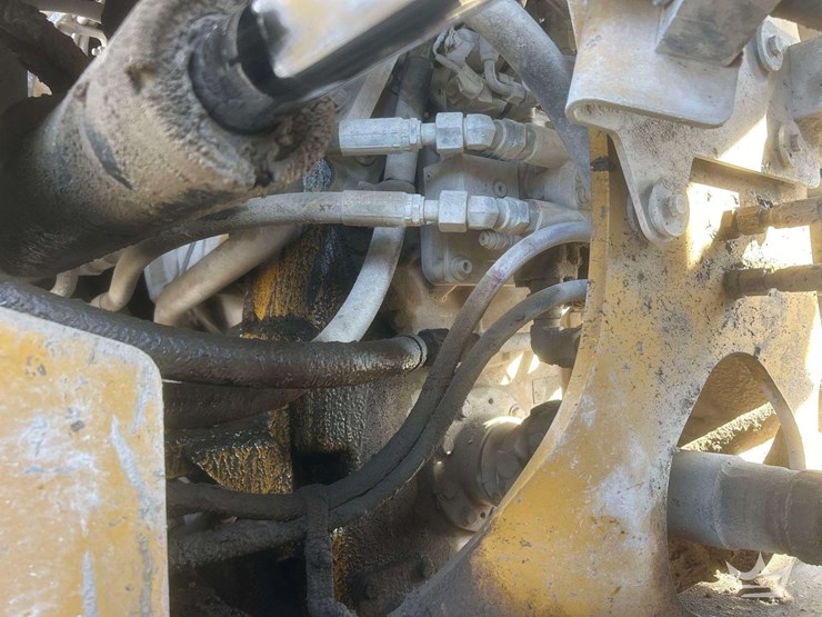 caterpillar-972m-image-36