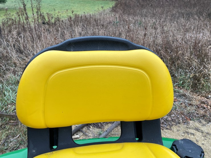 john-deere-x300-image-34