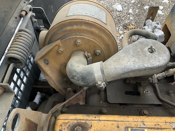 #1354-•-caterpillar-t80b-forklift-image-53